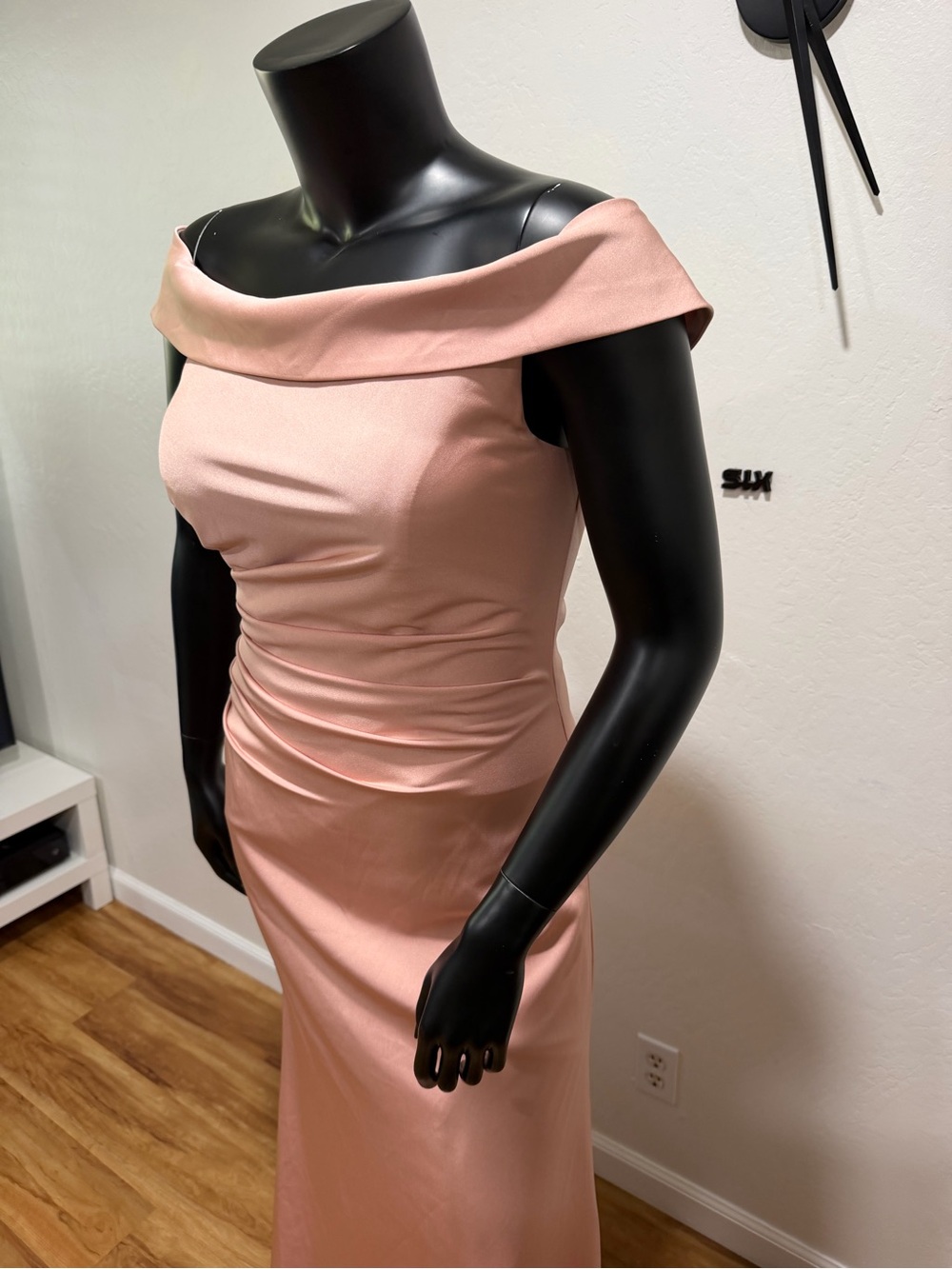 Allure Bridals Blush Satin Off Shoulder Formal Gown Size 16 - Picture 3 of 12